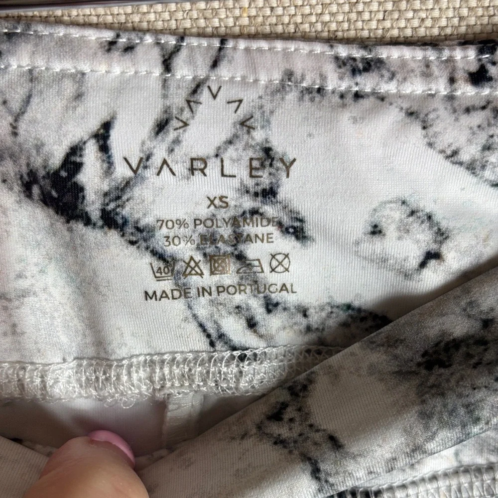 Varley > Marble Leggings with Zip Pockets White/Black Extra Small - Picture 7 of 8